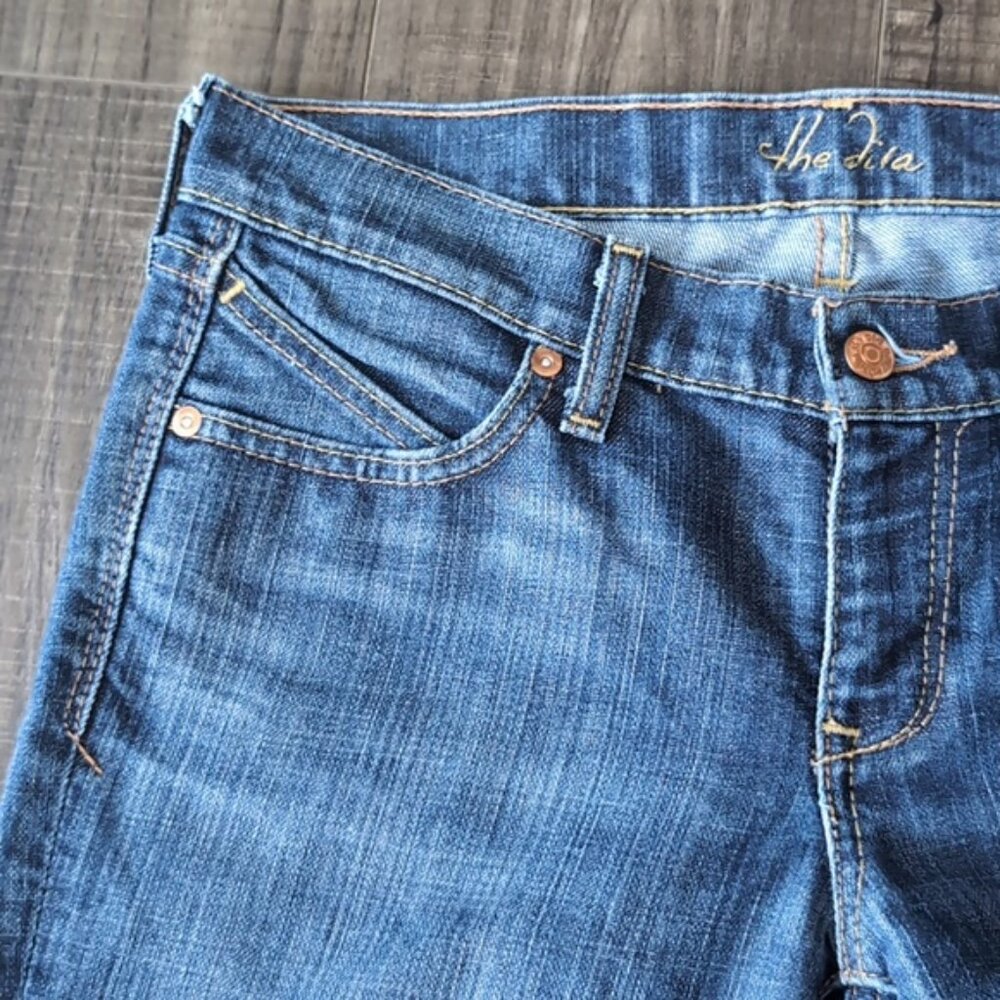 Old Navy The Diva Bootcut Jeans Womens Size 6 Blue Mid Rise Denim - Picture 7 of 10
